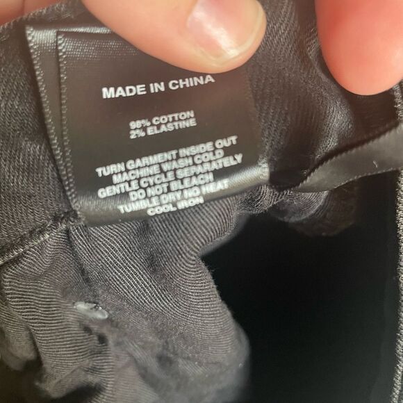 ✨Nwt✨ BLUECARATS denim *distressed noir - SIZE 31 - Picture 11 of 14